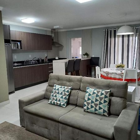 Apartamento Familiar No Centro De Pomerode. Kültér fotó